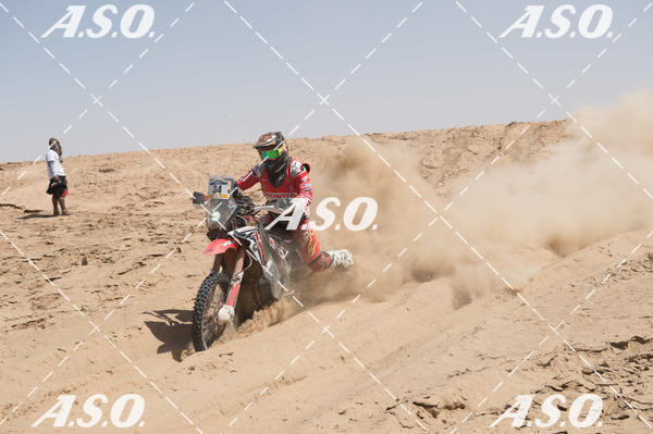 Buy your photos of the eventMerzouga Rally on Fotop