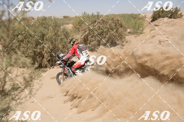 Buy your photos of the eventMerzouga Rally on Fotop