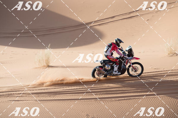 Buy your photos of the eventMerzouga Rally on Fotop