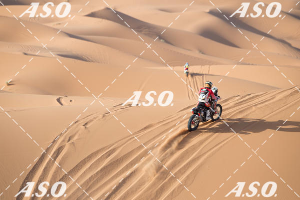 Buy your photos of the eventMerzouga Rally on Fotop