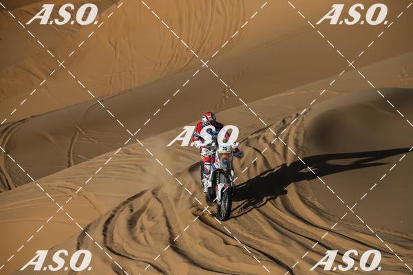 Buy your photos of the eventMerzouga Rally on Fotop