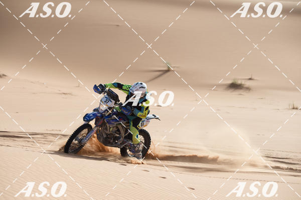 Buy your photos of the eventMerzouga Rally on Fotop