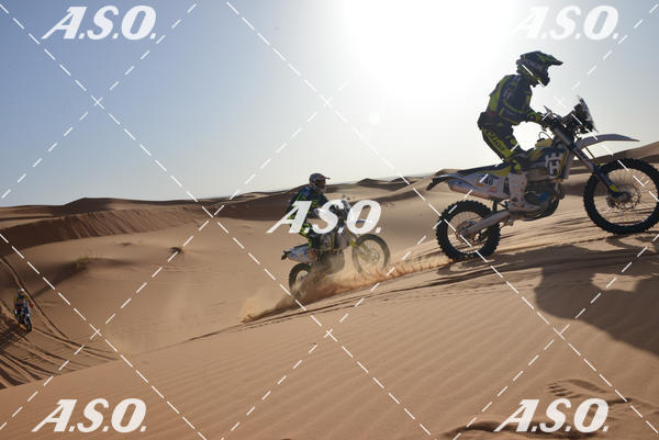 Buy your photos of the eventMerzouga Rally on Fotop