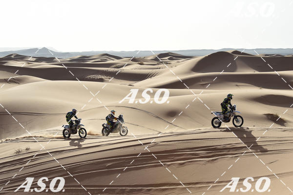 Buy your photos of the eventMerzouga Rally on Fotop