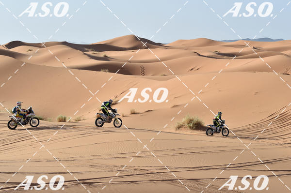 Buy your photos of the eventMerzouga Rally on Fotop