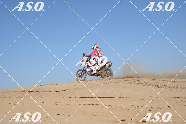 Buy your photos of the eventMerzouga Rally on Fotop