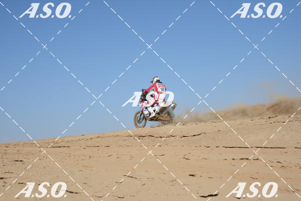 Buy your photos of the eventMerzouga Rally on Fotop