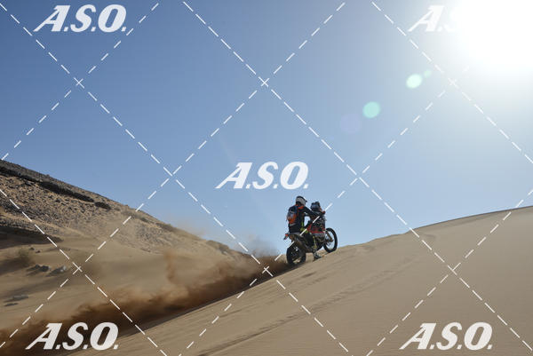 Buy your photos of the eventMerzouga Rally on Fotop