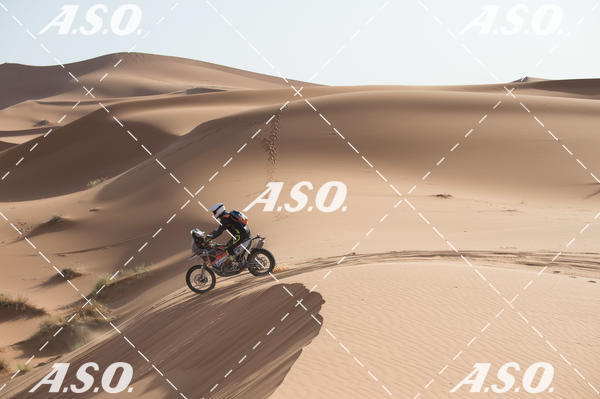 Buy your photos of the eventMerzouga Rally on Fotop