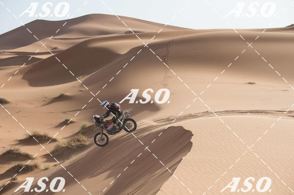 Buy your photos of the eventMerzouga Rally on Fotop