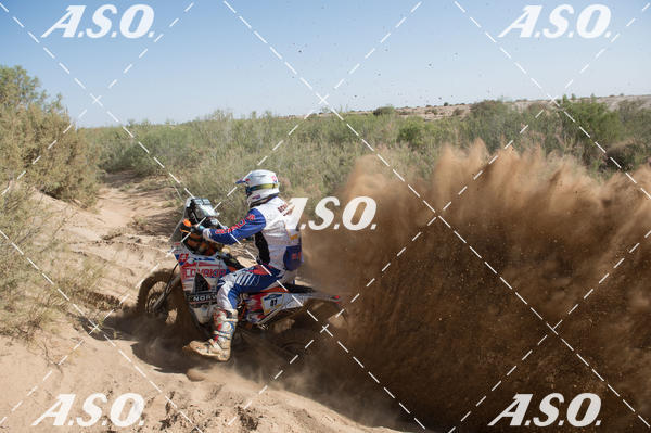 Buy your photos of the eventMerzouga Rally on Fotop