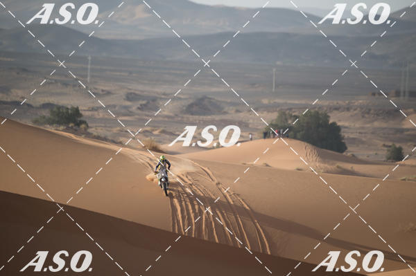 Buy your photos of the eventMerzouga Rally on Fotop