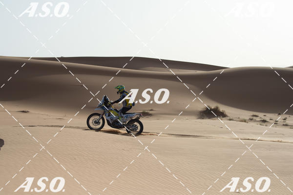 Buy your photos of the eventMerzouga Rally on Fotop