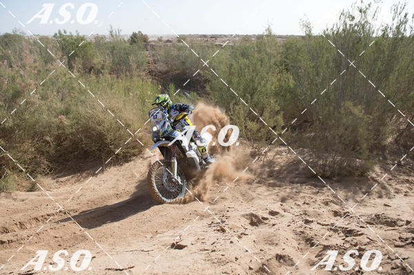 Buy your photos of the eventMerzouga Rally on Fotop