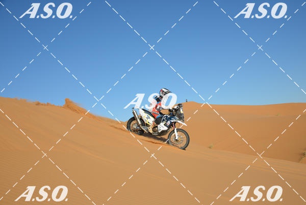 Buy your photos of the eventMerzouga Rally on Fotop