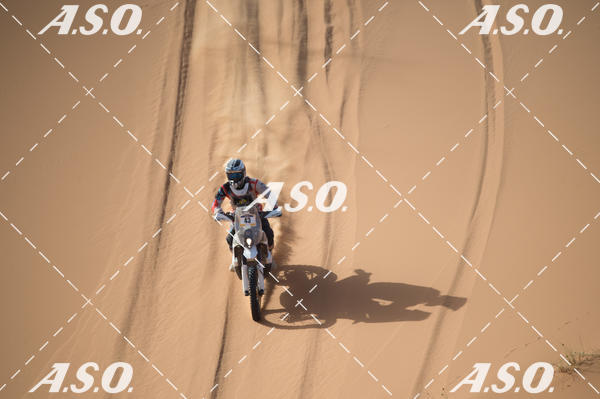 Buy your photos of the eventMerzouga Rally on Fotop