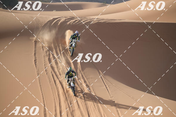 Buy your photos of the eventMerzouga Rally on Fotop