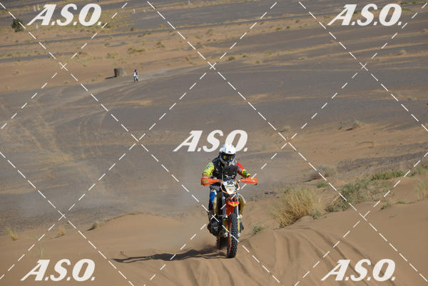Buy your photos of the eventMerzouga Rally on Fotop