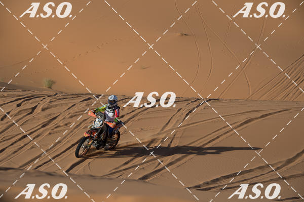 Buy your photos of the eventMerzouga Rally on Fotop