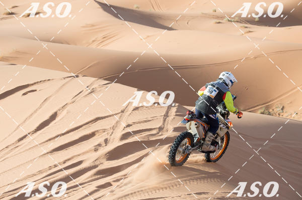 Buy your photos of the eventMerzouga Rally on Fotop