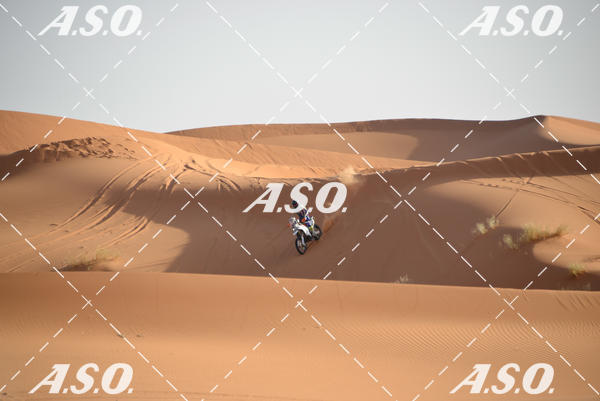 Buy your photos of the eventMerzouga Rally on Fotop