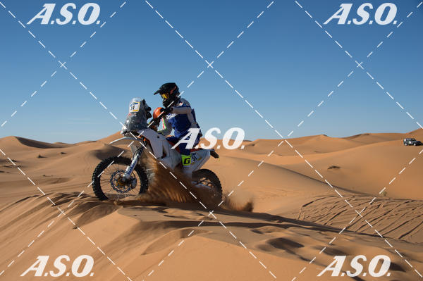 Buy your photos of the eventMerzouga Rally on Fotop