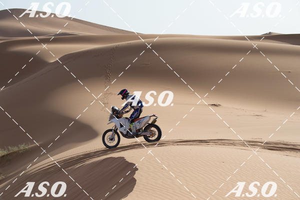 Buy your photos of the eventMerzouga Rally on Fotop