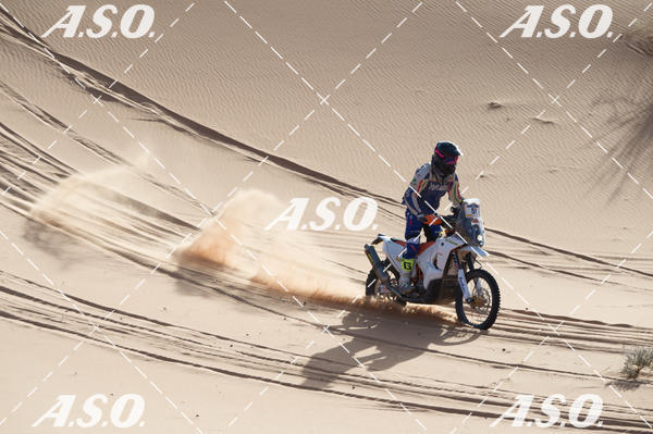 Buy your photos of the eventMerzouga Rally on Fotop