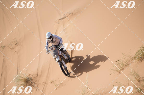 Buy your photos of the eventMerzouga Rally on Fotop