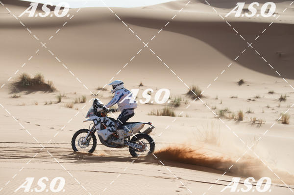 Buy your photos of the eventMerzouga Rally on Fotop