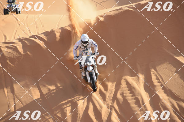 Buy your photos of the eventMerzouga Rally on Fotop