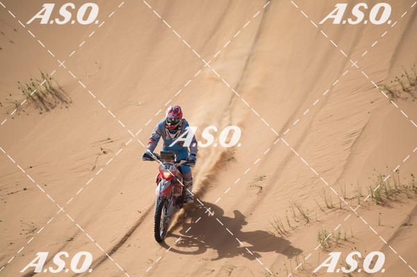 Buy your photos of the eventMerzouga Rally on Fotop