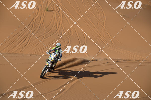 Buy your photos of the eventMerzouga Rally on Fotop