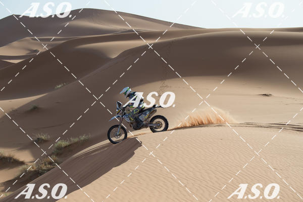 Buy your photos of the eventMerzouga Rally on Fotop