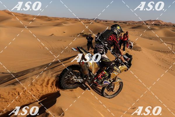 Buy your photos of the eventMerzouga Rally on Fotop