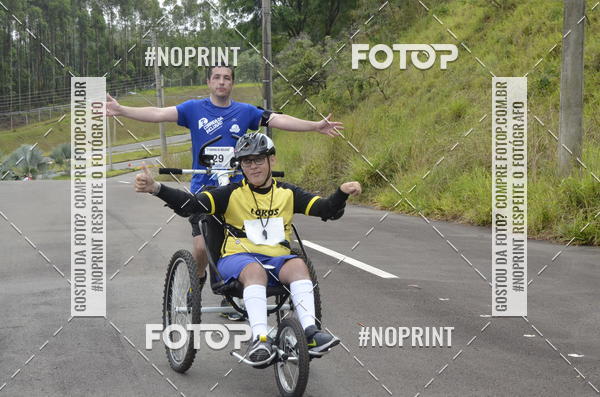 Buy your photos of the eventCircuito Decathlon - Etapa Campinas & 2� Corrida da inclus�o Cps on Fotop