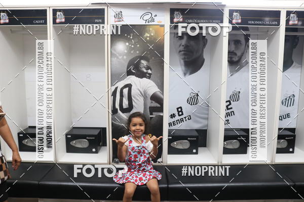 Buy your photos of the eventTour Vila Belmiro - 16 de Novembro     on Fotop