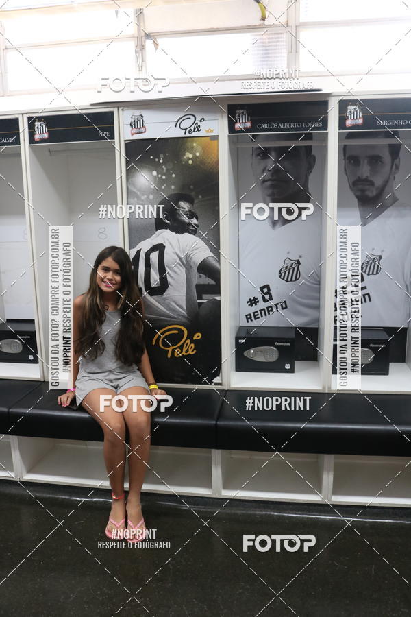 Buy your photos of the eventTour Vila Belmiro - 16 de Novembro     on Fotop