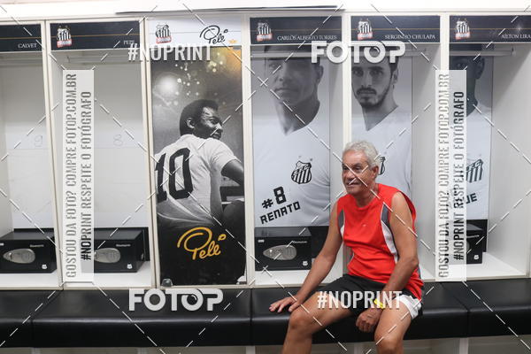 Buy your photos of the eventTour Vila Belmiro - 16 de Novembro     on Fotop