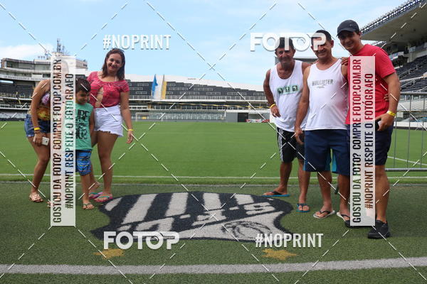 Buy your photos of the eventTour Vila Belmiro - 16 de Novembro     on Fotop