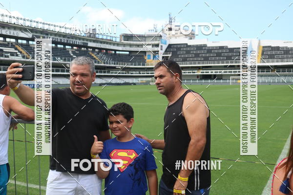 Buy your photos of the eventTour Vila Belmiro - 16 de Novembro     on Fotop