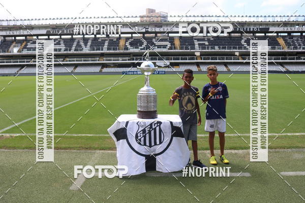 Buy your photos of the eventTour Vila Belmiro - 16 de Novembro     on Fotop