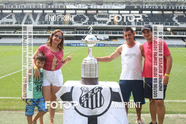 Buy your photos of the eventTour Vila Belmiro - 16 de Novembro     on Fotop