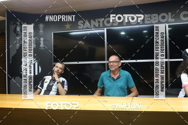Buy your photos of the eventTour Vila Belmiro - 16 de Novembro     on Fotop