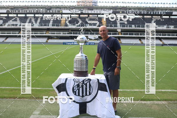 Compra tus fotos del eventoTour Vila Belmiro - 16 de Novembro     En Fotop