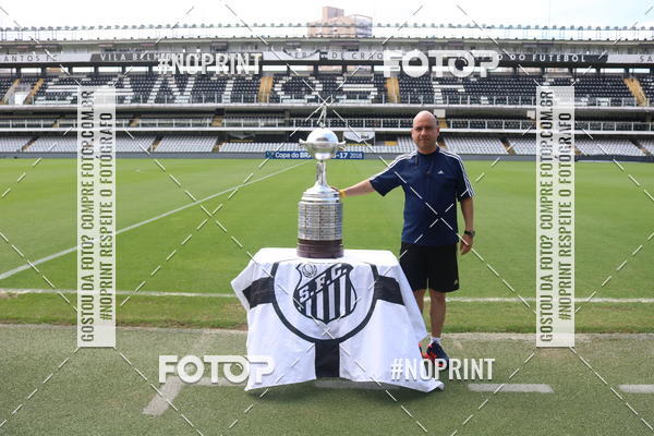 Compra tus fotos del eventoTour Vila Belmiro - 16 de Novembro     En Fotop