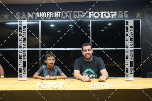 Buy your photos of the eventTour Vila Belmiro - 16 de Novembro     on Fotop