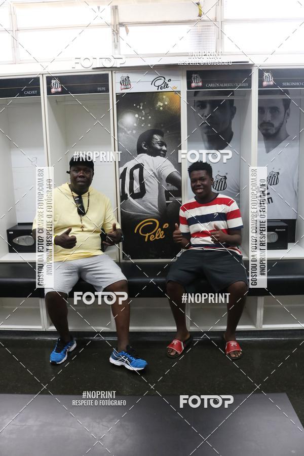 Buy your photos of the eventTour Vila Belmiro - 16 de Novembro     on Fotop