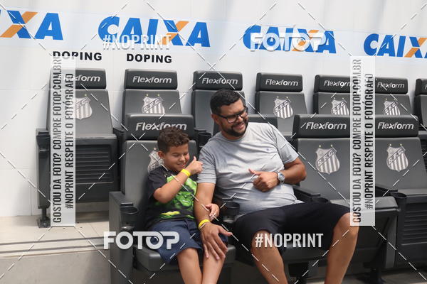 Buy your photos of the eventTour Vila Belmiro - 16 de Novembro     on Fotop