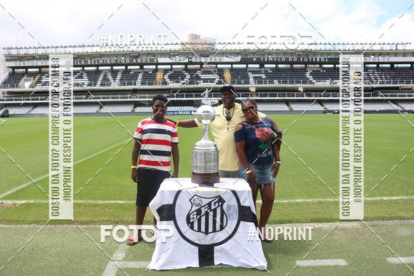 Buy your photos of the eventTour Vila Belmiro - 16 de Novembro     on Fotop